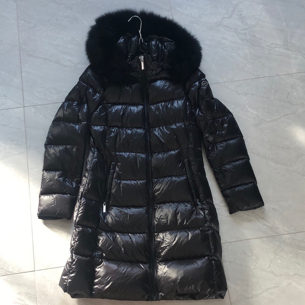 MICHAEL Michael Kors Glossy Black Puffer Coat with Fur Trim
